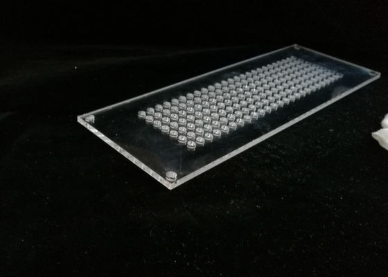 穴JGS2の標準のタイプが付いている明確な光学水晶ガラス窓の版 サプライヤー