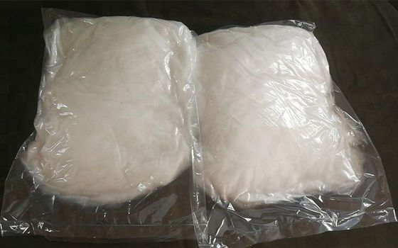 高い純度SiO2は優秀な化学性能の水晶ウールを作りました サプライヤー
